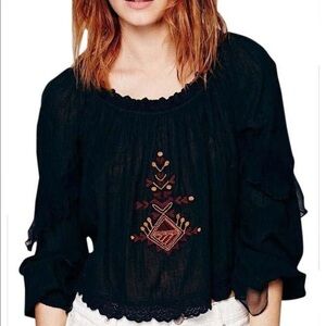 FREE PEOPLE Black Cropped Peasant Top Sz. S